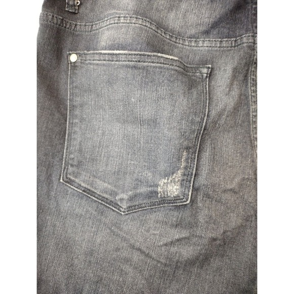 Judy Blue Jeans Women's 18W Medium Wash Skinny Fit Slightly Distressed Pockets - Picture 10 of 12